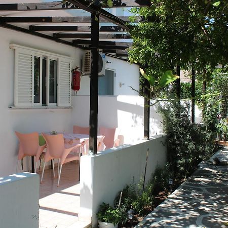 Aaron Apartments Ferma Exterior foto